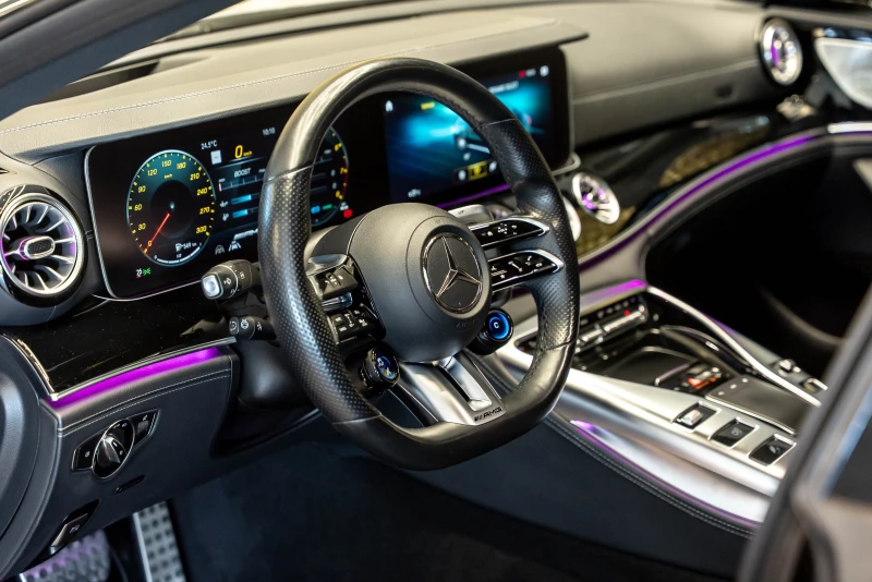 Mercedes-Benz GT, снимка 11 - Автомобили и джипове - 51505653