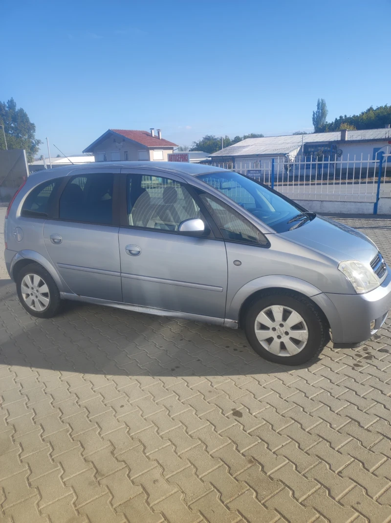 Opel Meriva, снимка 3 - Автомобили и джипове - 52439331