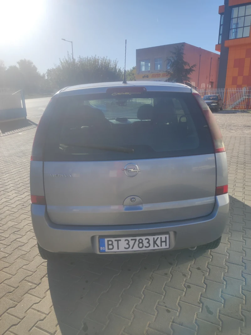 Opel Meriva, снимка 4 - Автомобили и джипове - 52439331