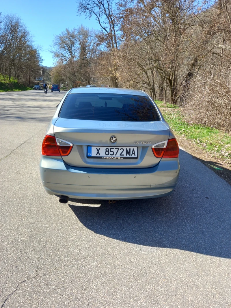 BMW 320 320 d, снимка 3 - Автомобили и джипове - 52463627