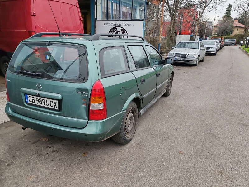 Opel Astra 1.6I БЕЗ РЪЖДИ, снимка 9 - Автомобили и джипове - 52660335