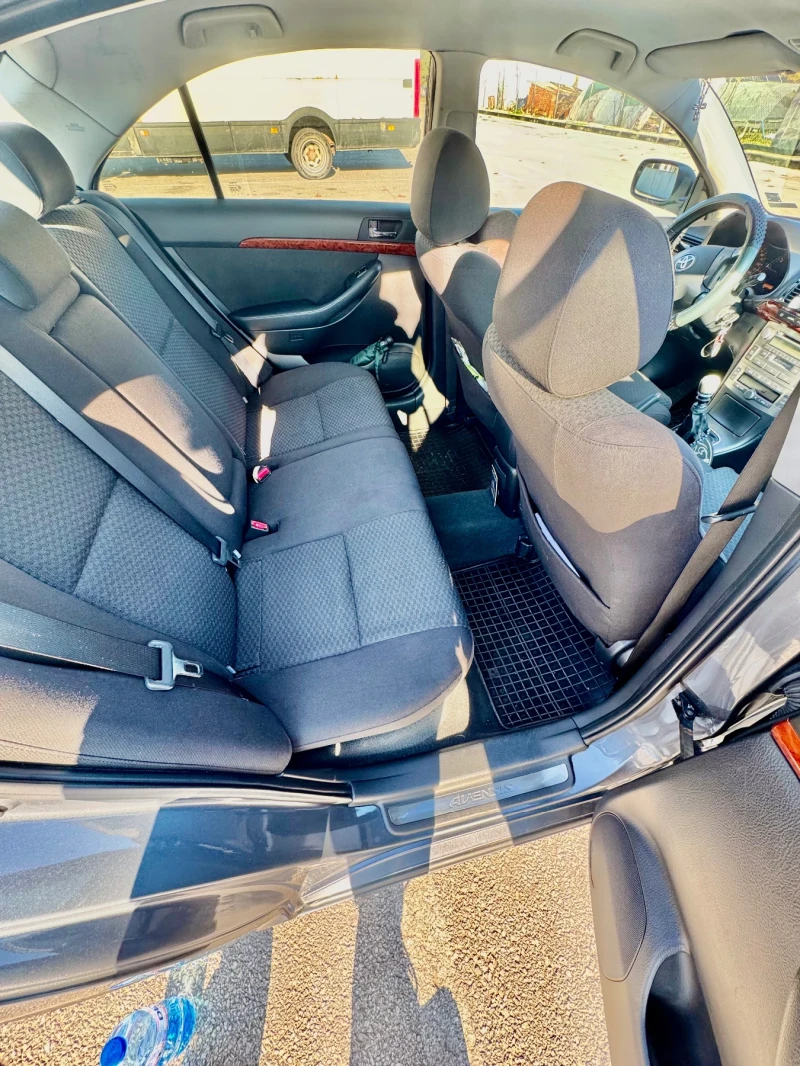 Toyota Avensis Toyota Avensis 2.2 D4D 150 кс, снимка 5 - Автомобили и джипове - 52919749
