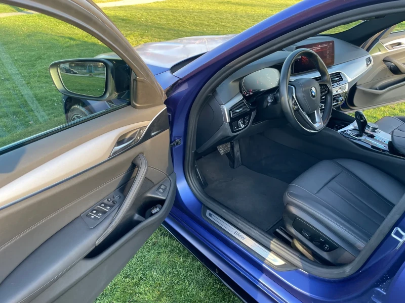 BMW 520 Mild Hybrid , снимка 8 - Автомобили и джипове - 53124997