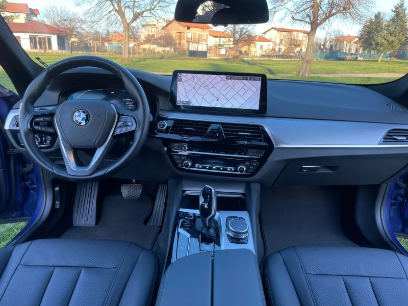 BMW 520 Mild Hybrid , снимка 12 - Автомобили и джипове - 53124997