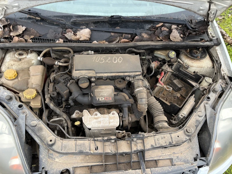 Ford Fiesta 1.4 TDCI товарен, снимка 9 - Автомобили и джипове - 53384433