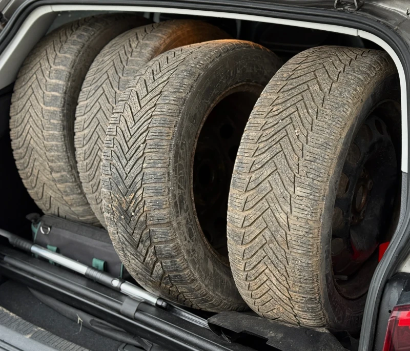 VW Golf 2.0 TDI | Variant | BlueMotion, снимка 12 - Автомобили и джипове - 53501333