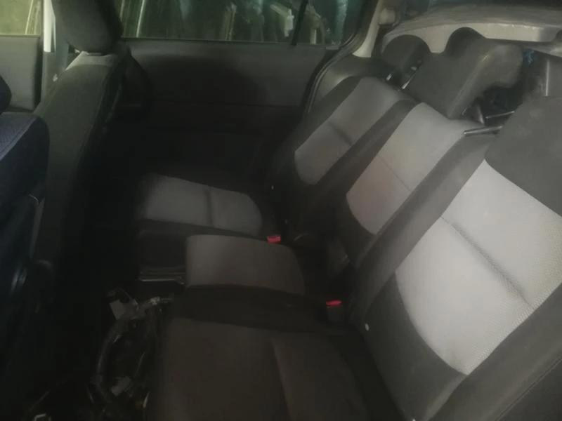 Mazda 5 1.8 BENZIN/ЗА ЧАСТИ , снимка 9 - Автомобили и джипове - 30992435