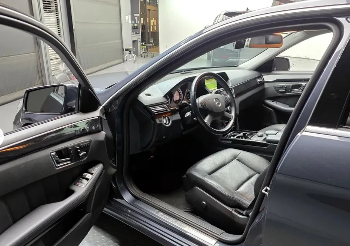 Mercedes-Benz E 350  - изображение 9