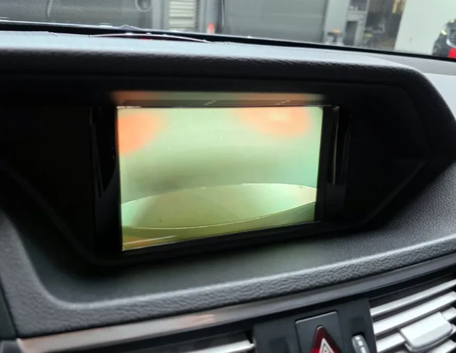 Mercedes-Benz E 350, снимка 13 - Автомобили и джипове - 52750997