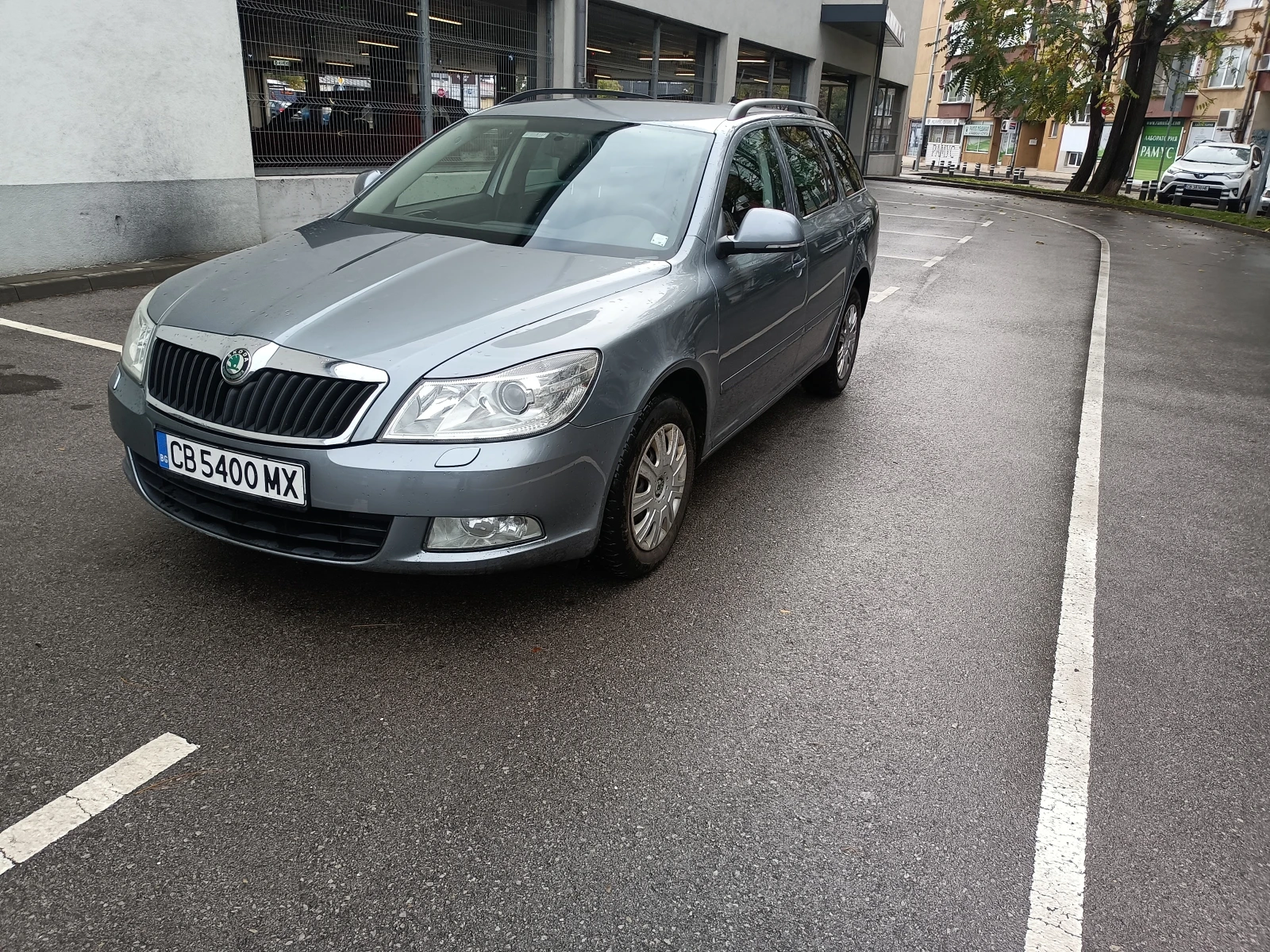 Skoda Octavia II facelift - изображение 3