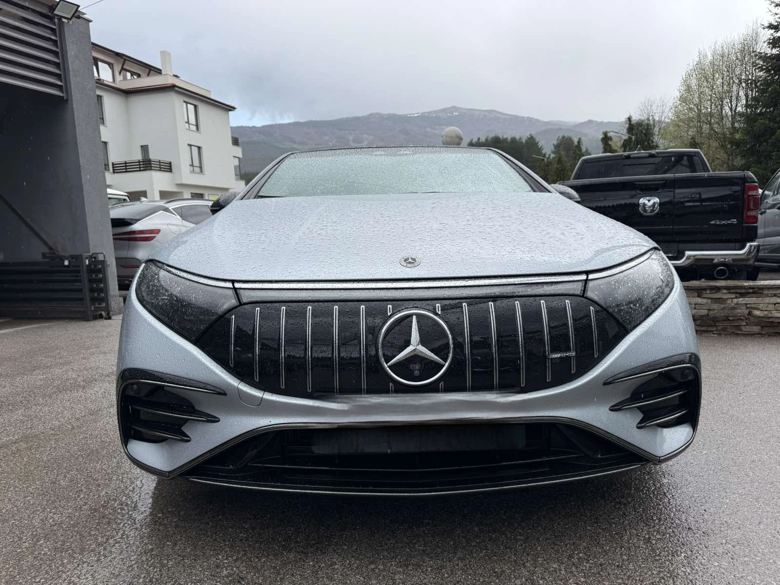 Mercedes-Benz EQS 53 AMG 4MATIC +  - изображение 2