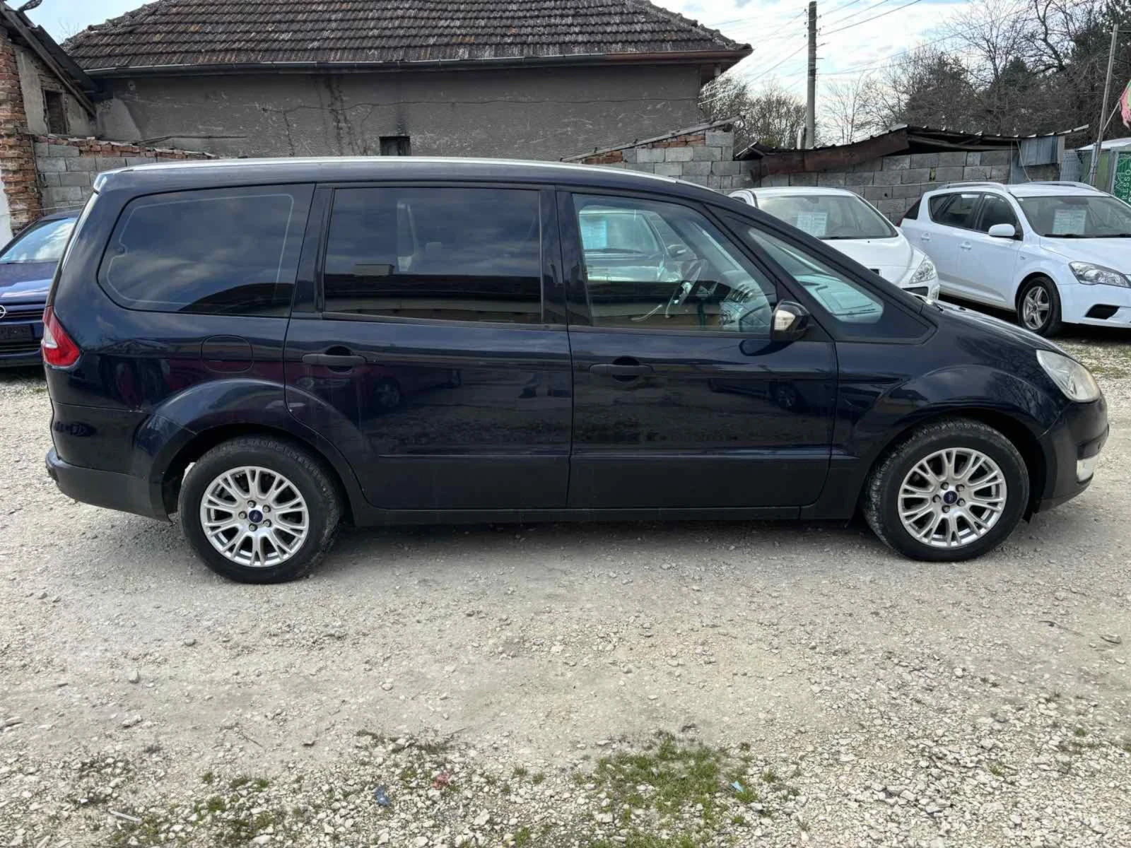 Ford Galaxy 2.0 HDI - изображение 3