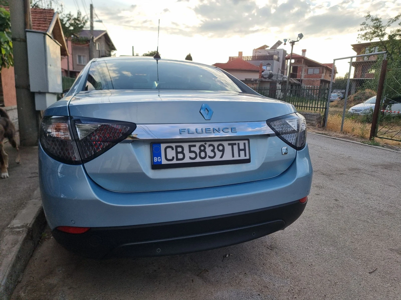 Renault Fluence Z.E. - изображение 6