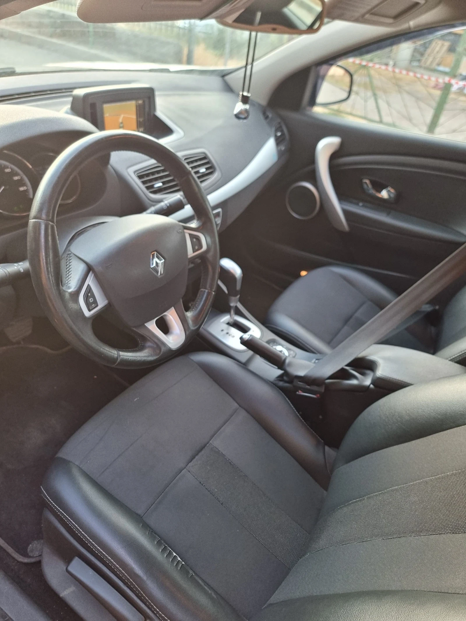 Renault Fluence Z.E. - изображение 9
