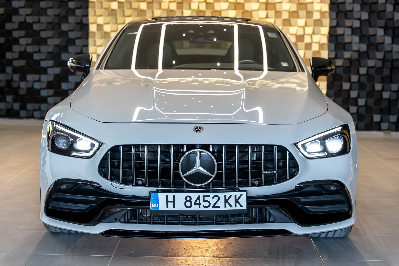 Mercedes-Benz GT  - изображение 4