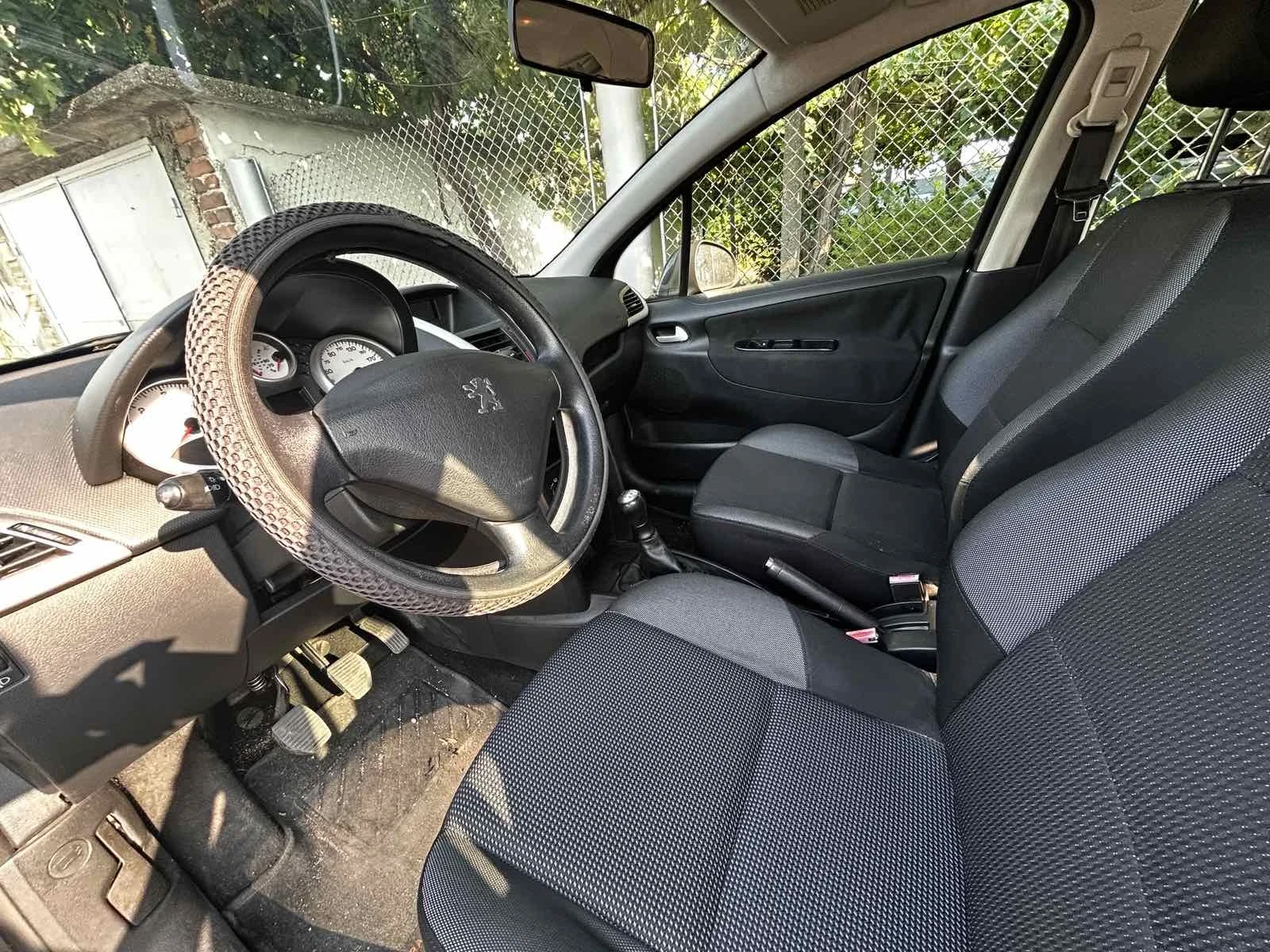 Peugeot 207 SW 1.6 hdi - изображение 10