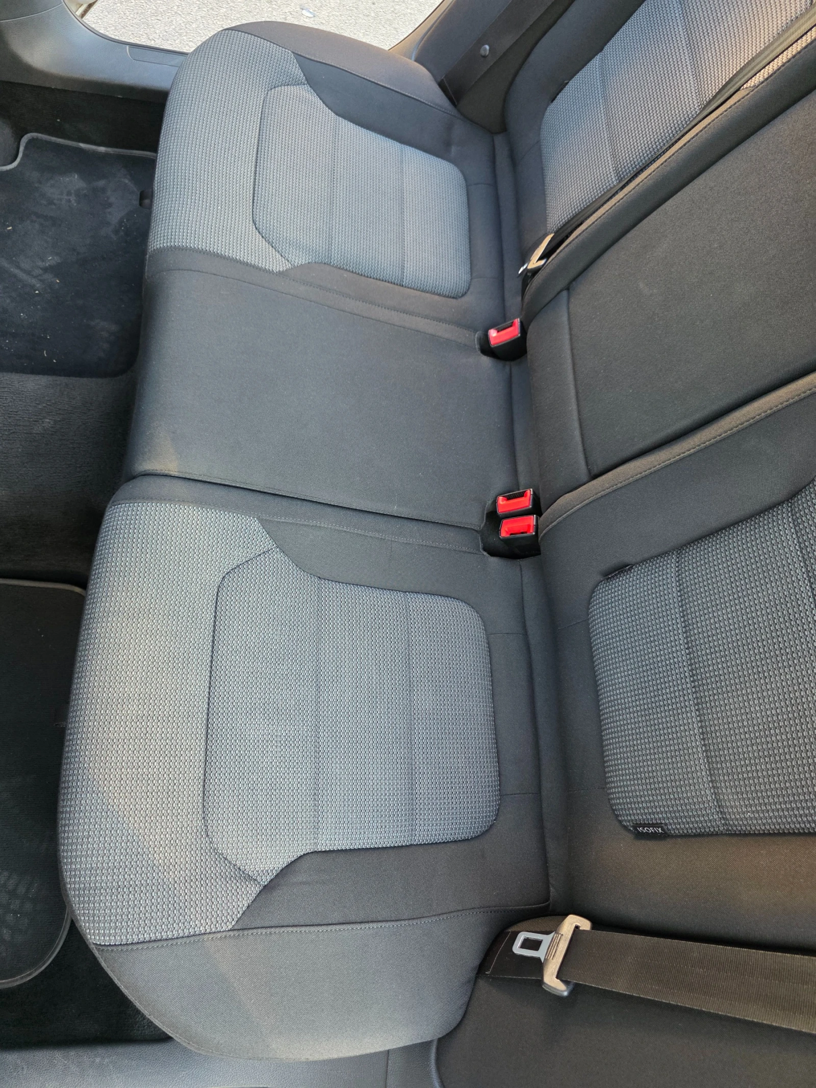 VW Passat B7 | Mobile.bg   11