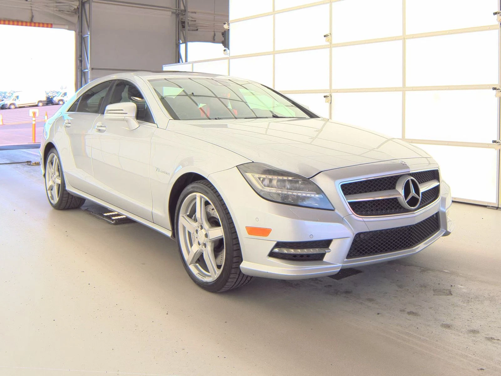 Mercedes-Benz CLS 550 4MATIC - изображение 2