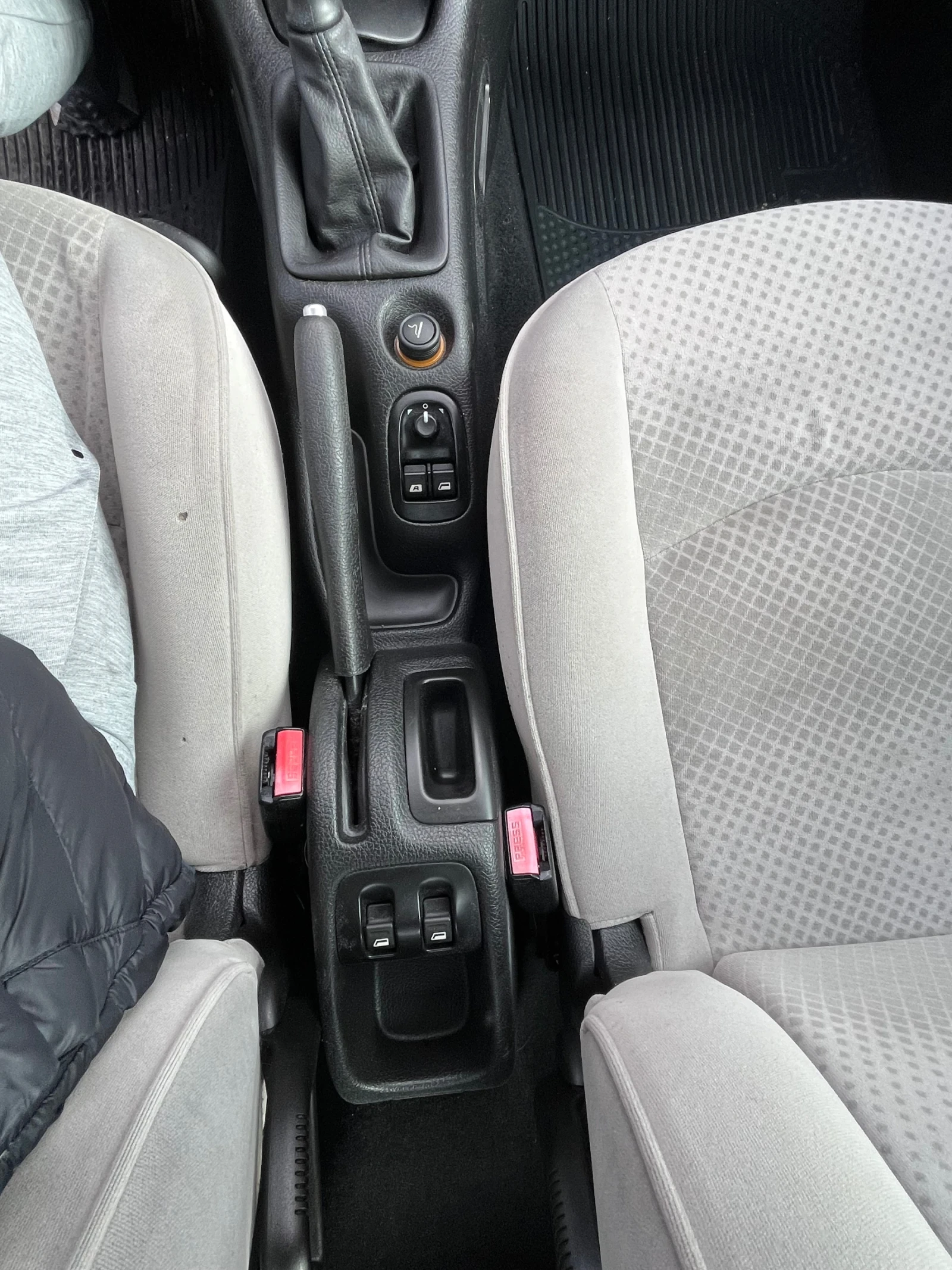 Peugeot 206 1.4 - изображение 10