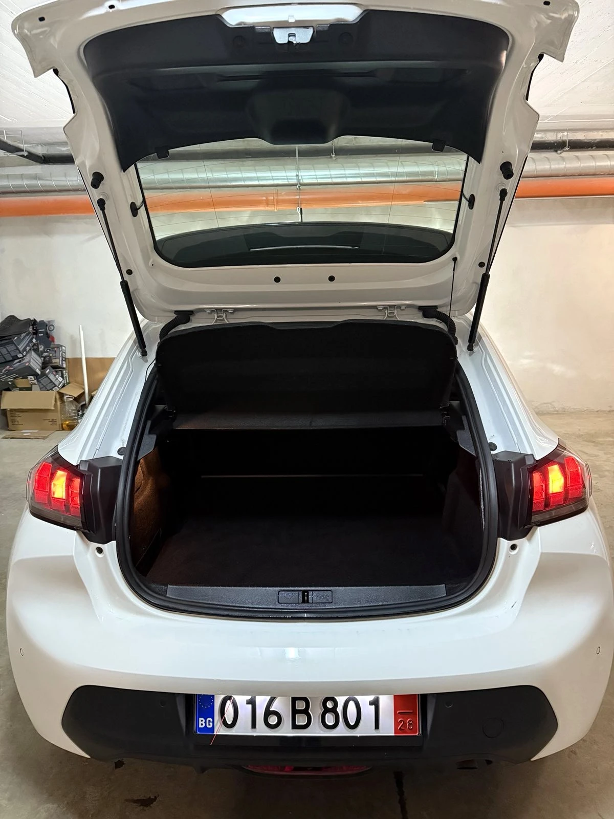 Peugeot 208 1.2 PureTech Active Business R N1 2022г. - изображение 2