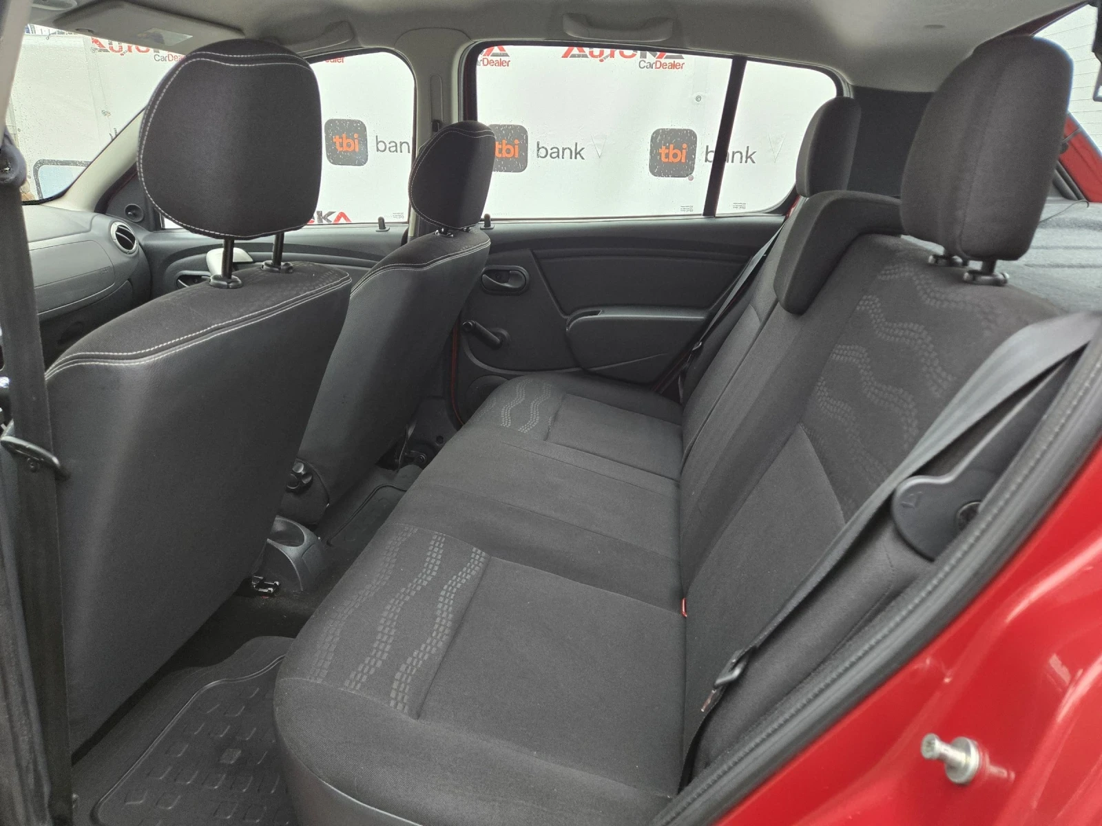 Dacia Sandero STEPWAY= 1.5DCI-68кс= КЛИМАТИК - изображение 9