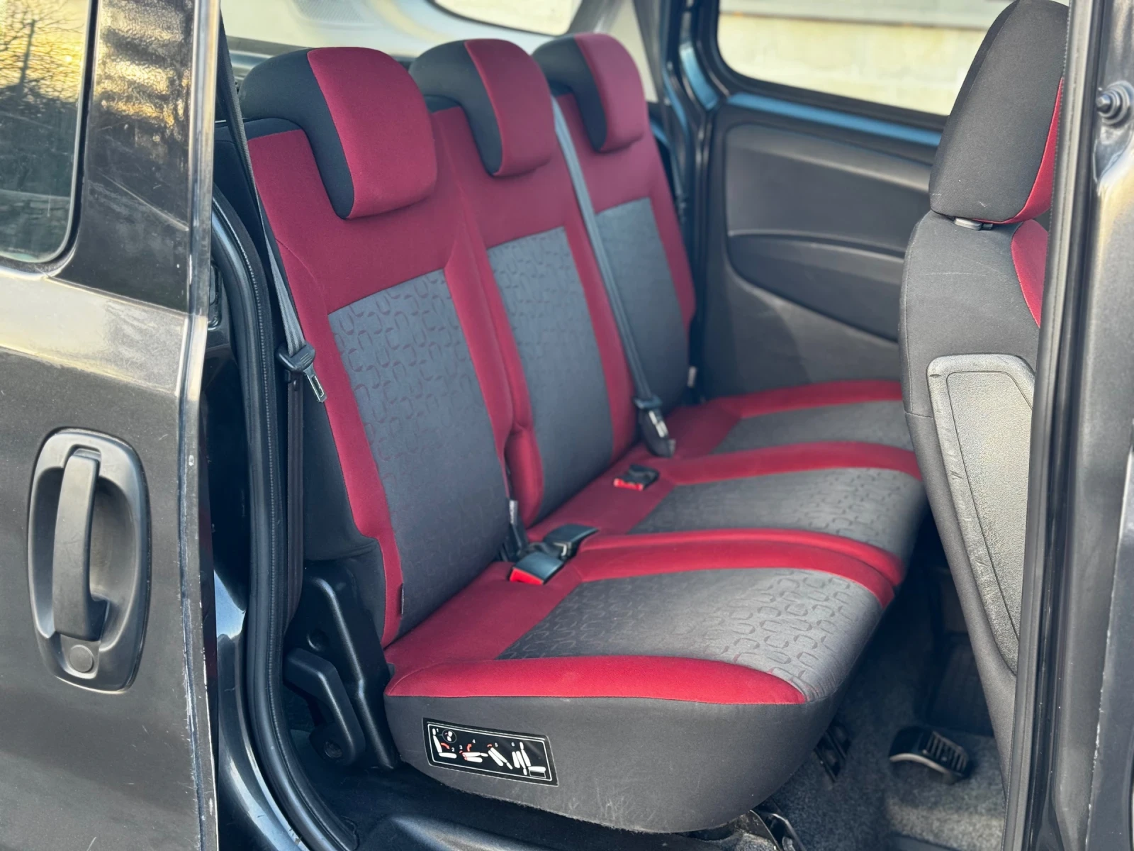 Fiat Doblo 1.4* KLIMA, снимка 15 - Автомобили и джипове - 53664975