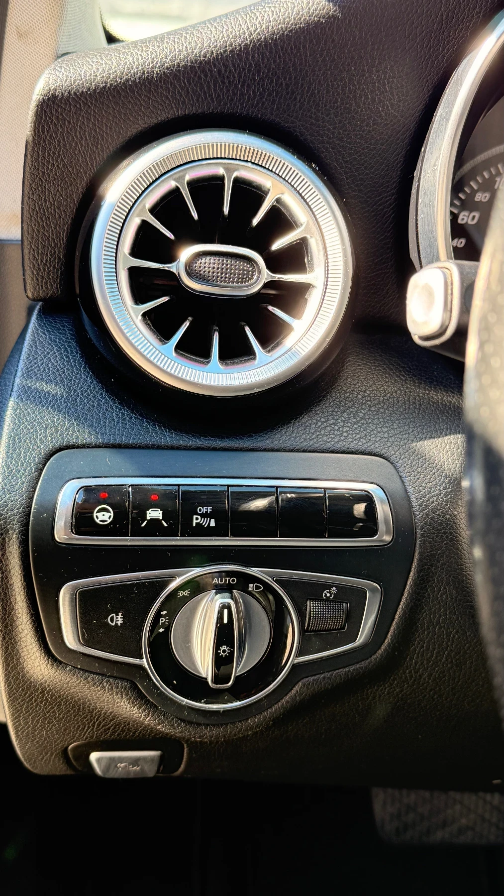 Mercedes-Benz C 220, снимка 8 - Автомобили и джипове - 53783121