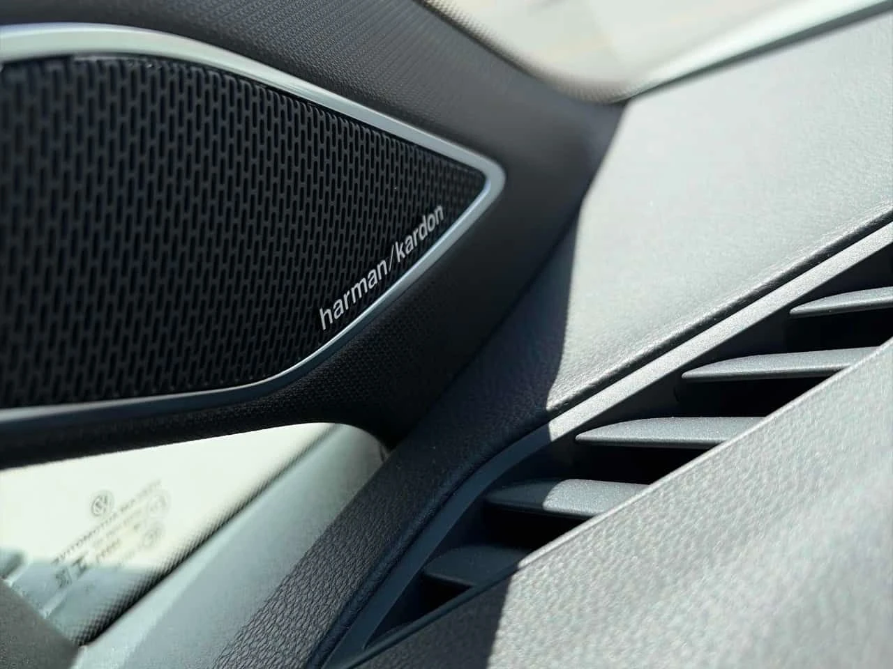 VW Golf R DSG/HARMAN KARDON/ПАНОРАМА, снимка 11 - Автомобили и джипове - 54719520