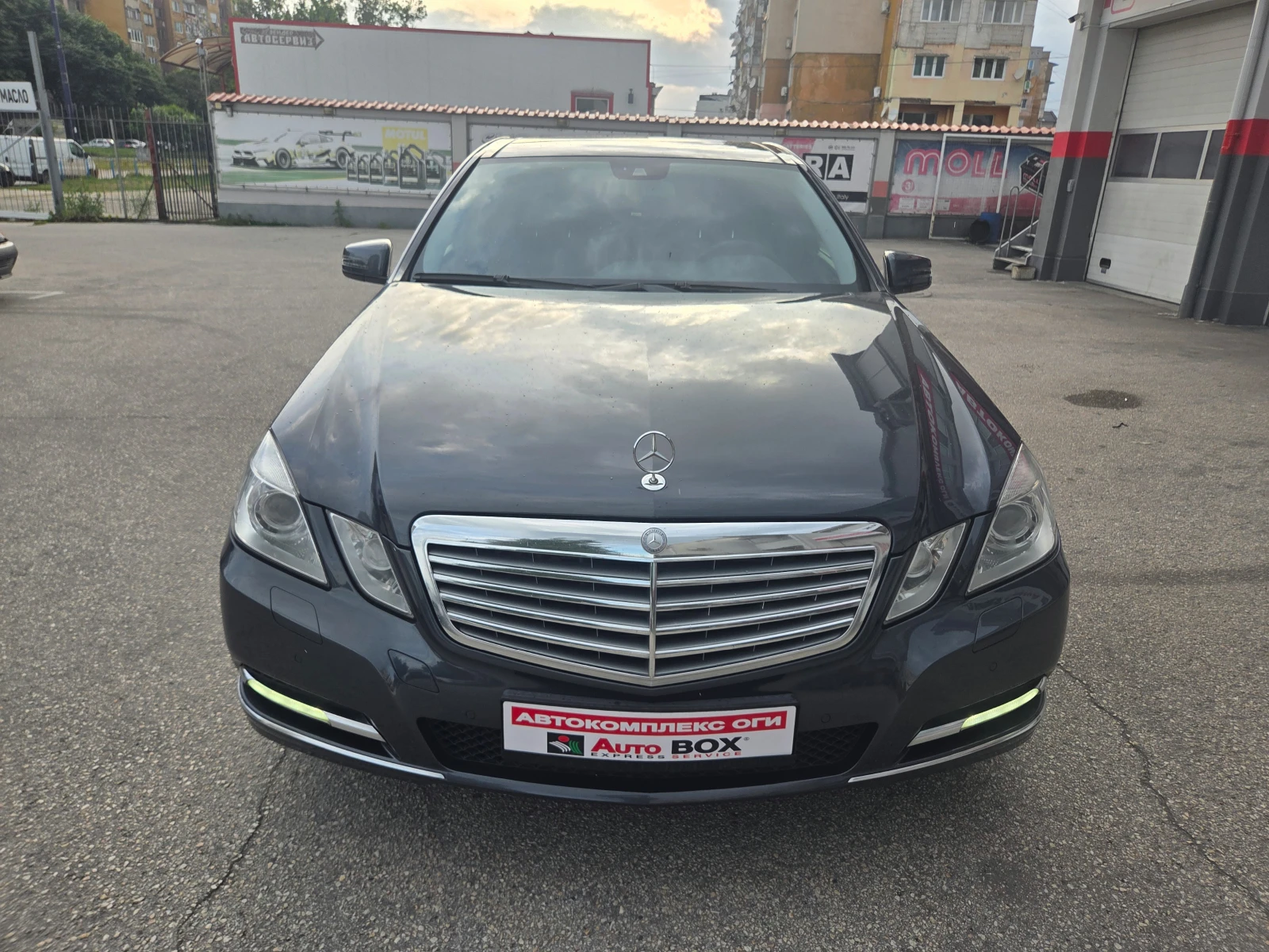 Mercedes-Benz E 350 CDI-ELEGANCE(265 Hp)AT/Navi/Камера, снимка 8 - Автомобили и джипове - 54829435