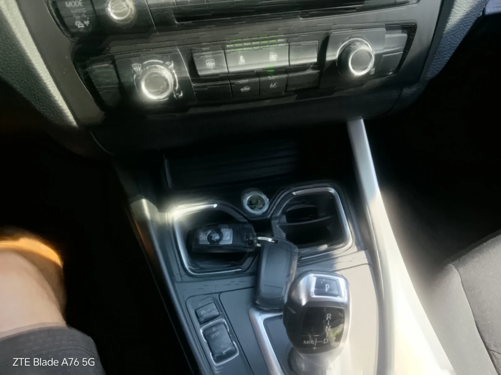 BMW 120 2.0 D, снимка 14 - Автомобили и джипове - 55241738