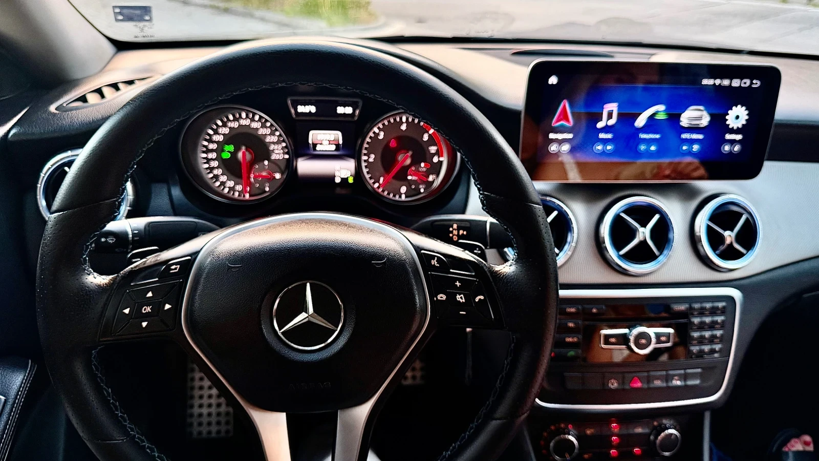 Mercedes-Benz GLA 200 Лизинг/ Бартер/Мултимедия/Автоматик, снимка 12 - Автомобили и джипове - 55746146