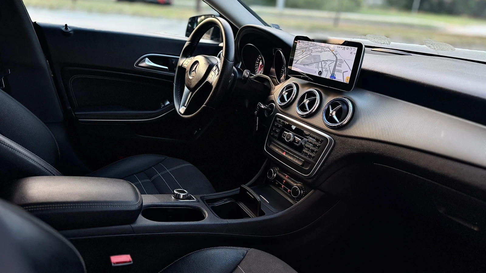 Mercedes-Benz GLA 200 Лизинг/ Бартер/Мултимедия/Автоматик, снимка 10 - Автомобили и джипове - 55746146