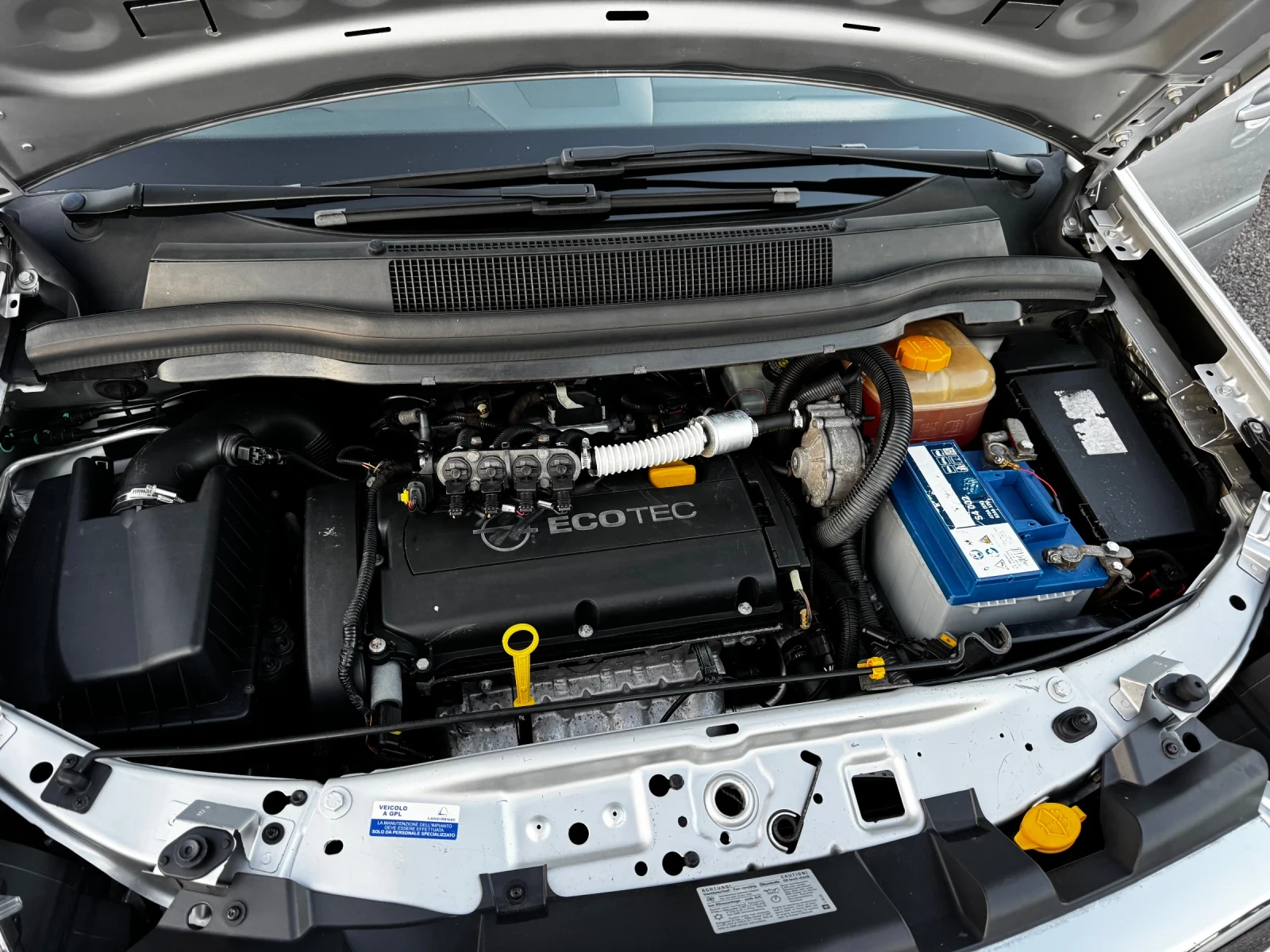 Opel Zafira 1.8i-Газ 117000км, снимка 7 - Автомобили и джипове - 55467638
