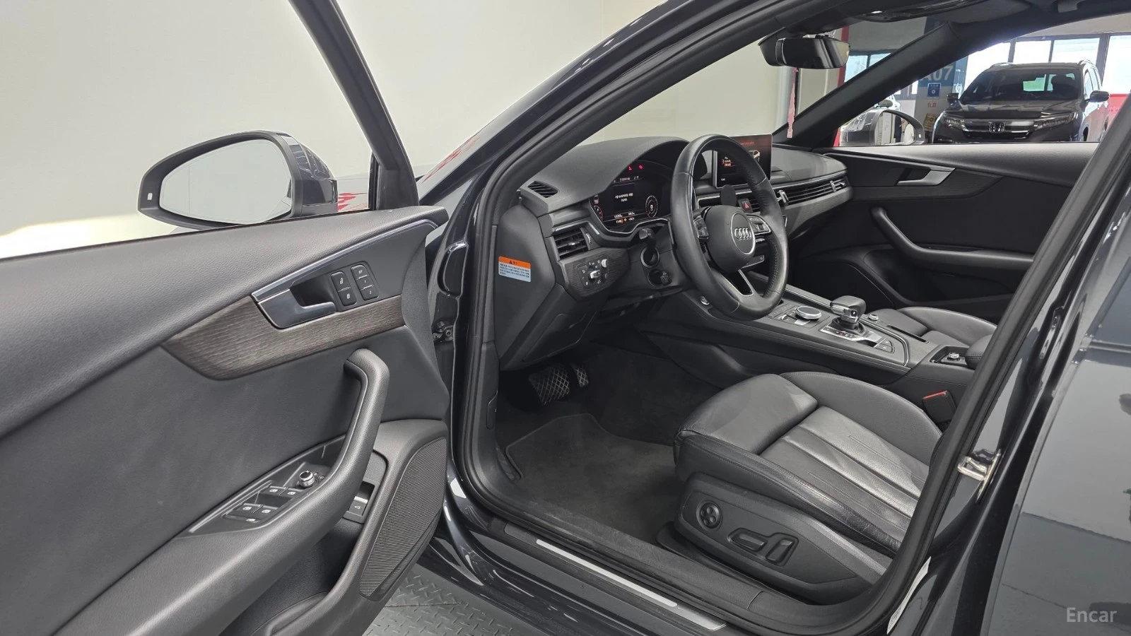 Audi A4 40 TFSI QUATTRO PREMIUM , снимка 8 - Автомобили и джипове - 55545782