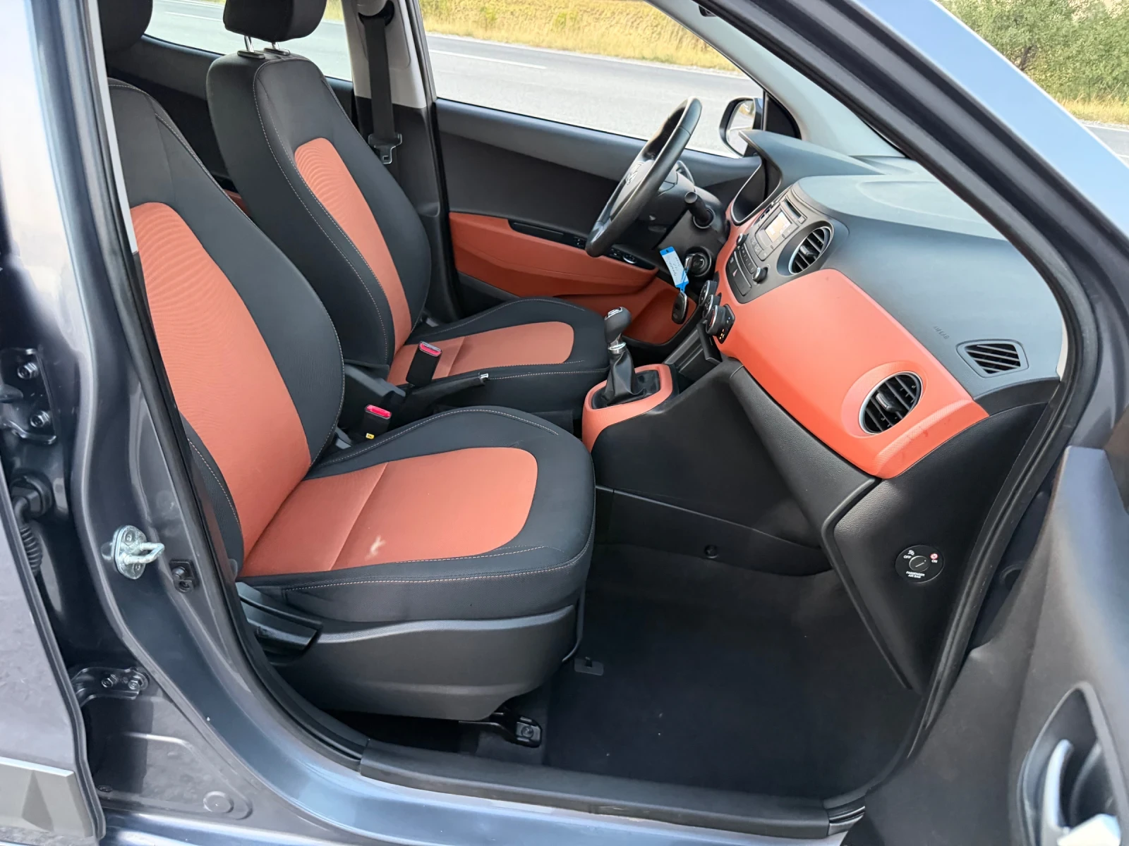 Hyundai I10 1.0i LED EURO 6 TUV , снимка 15 - Автомобили и джипове - 55931912