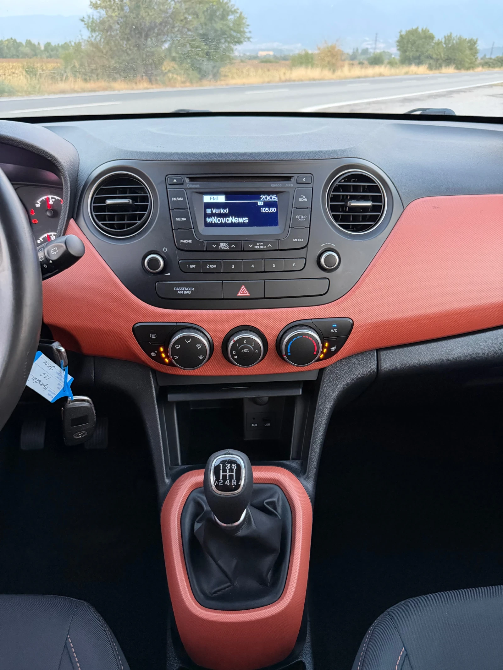 Hyundai I10 1.0i LED EURO 6 TUV , снимка 14 - Автомобили и джипове - 55931912