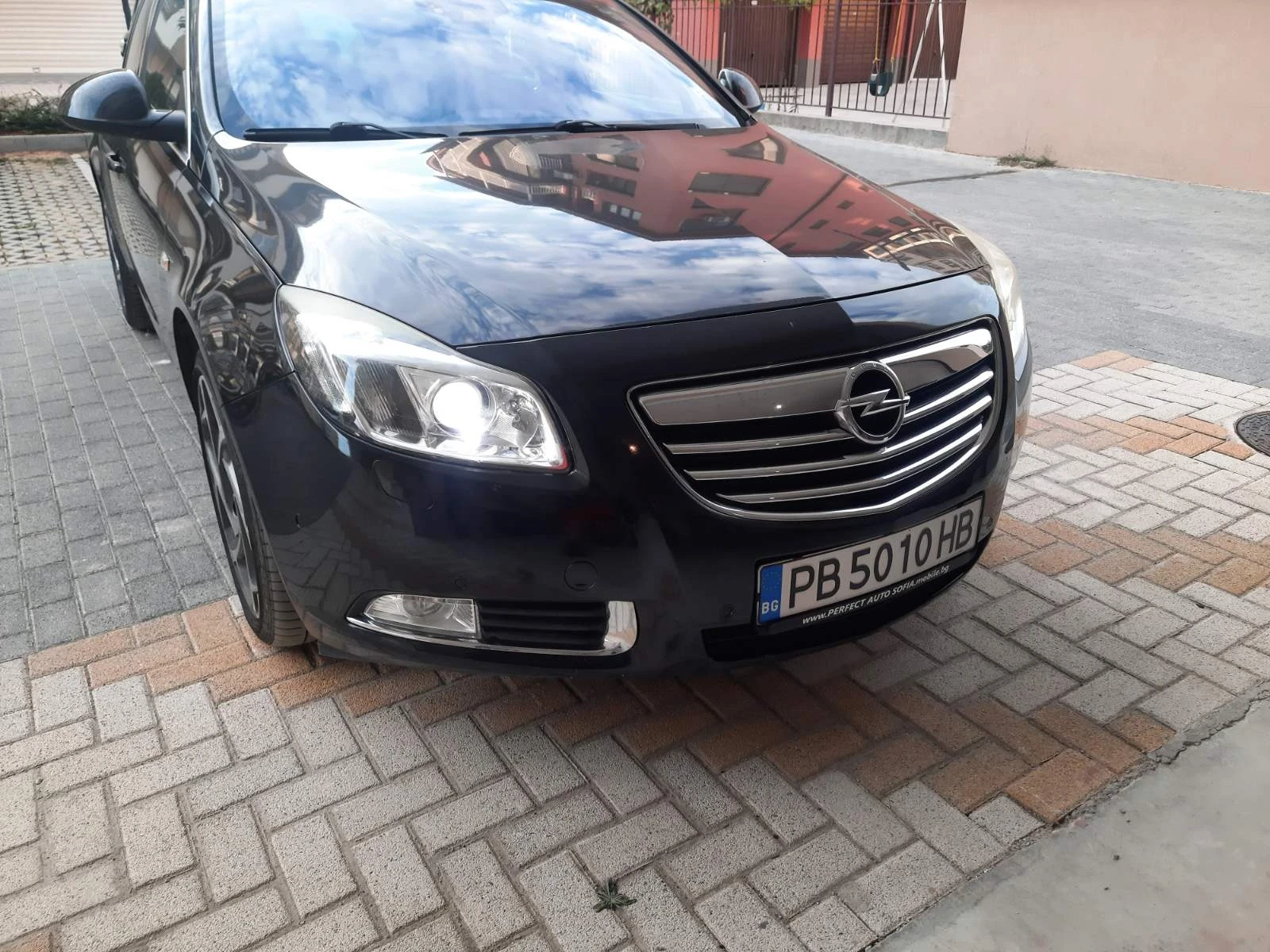 Opel Insignia, снимка 5 - Автомобили и джипове - 56239474