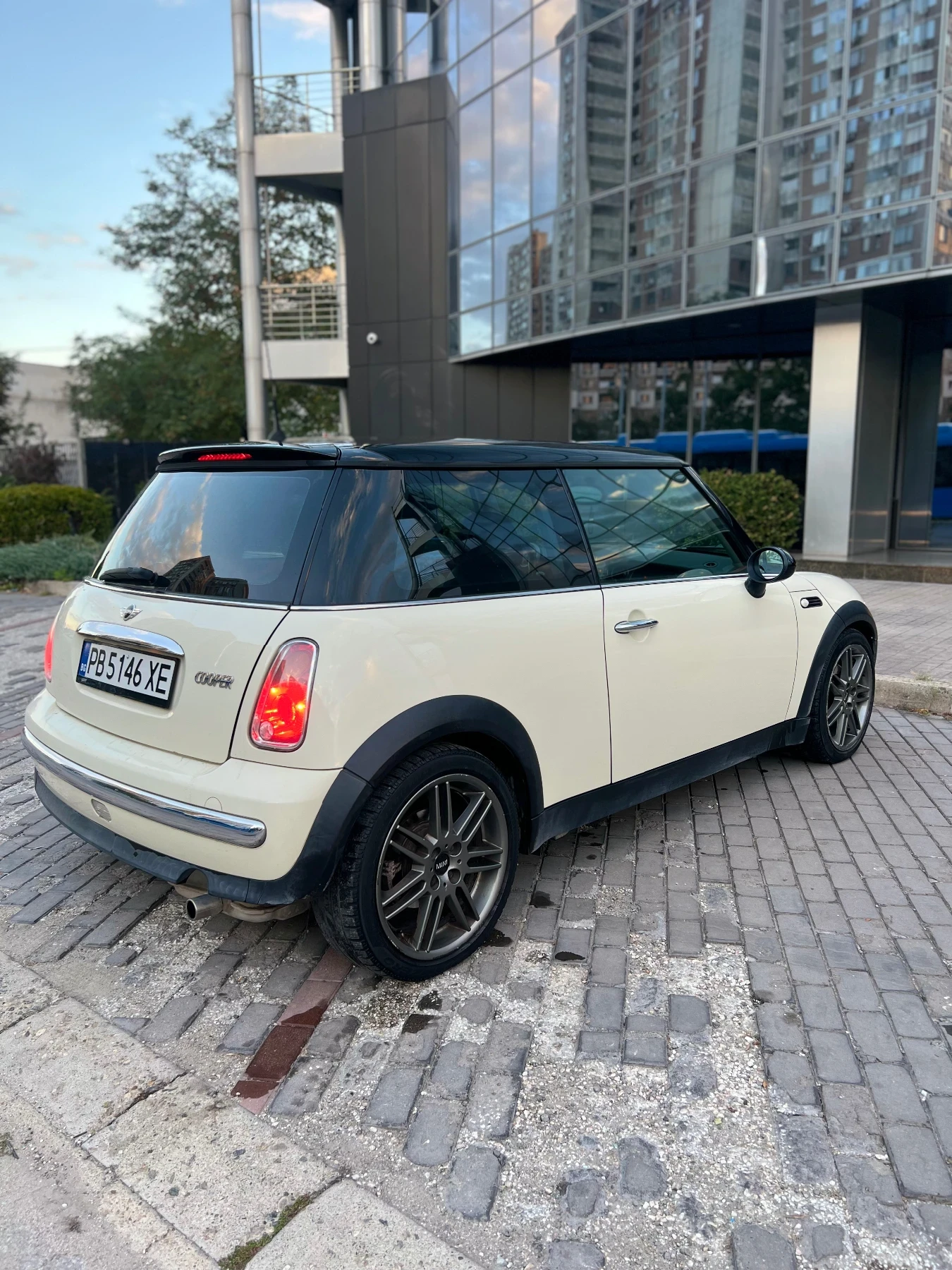 Mini Cooper 1.6i, снимка 8 - Автомобили и джипове - 56260332