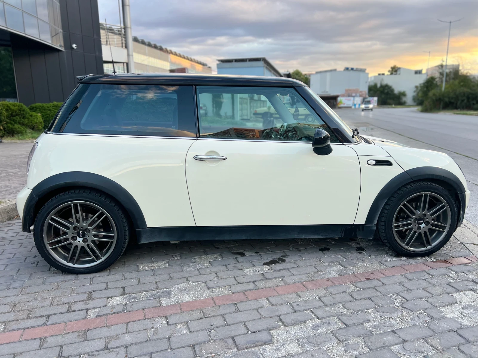 Mini Cooper 1.6i, снимка 6 - Автомобили и джипове - 56260332