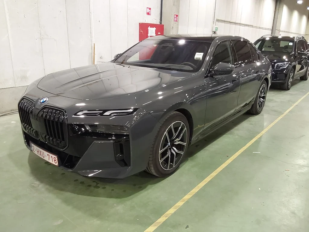 BMW i7 EDRIVE50 leather Navi LED ambient 