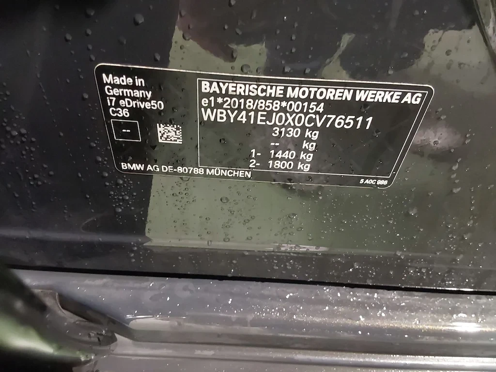 BMW i7 EDRIVE50 leather Navi LED ambient , снимка 12 - Автомобили и джипове - 56288742