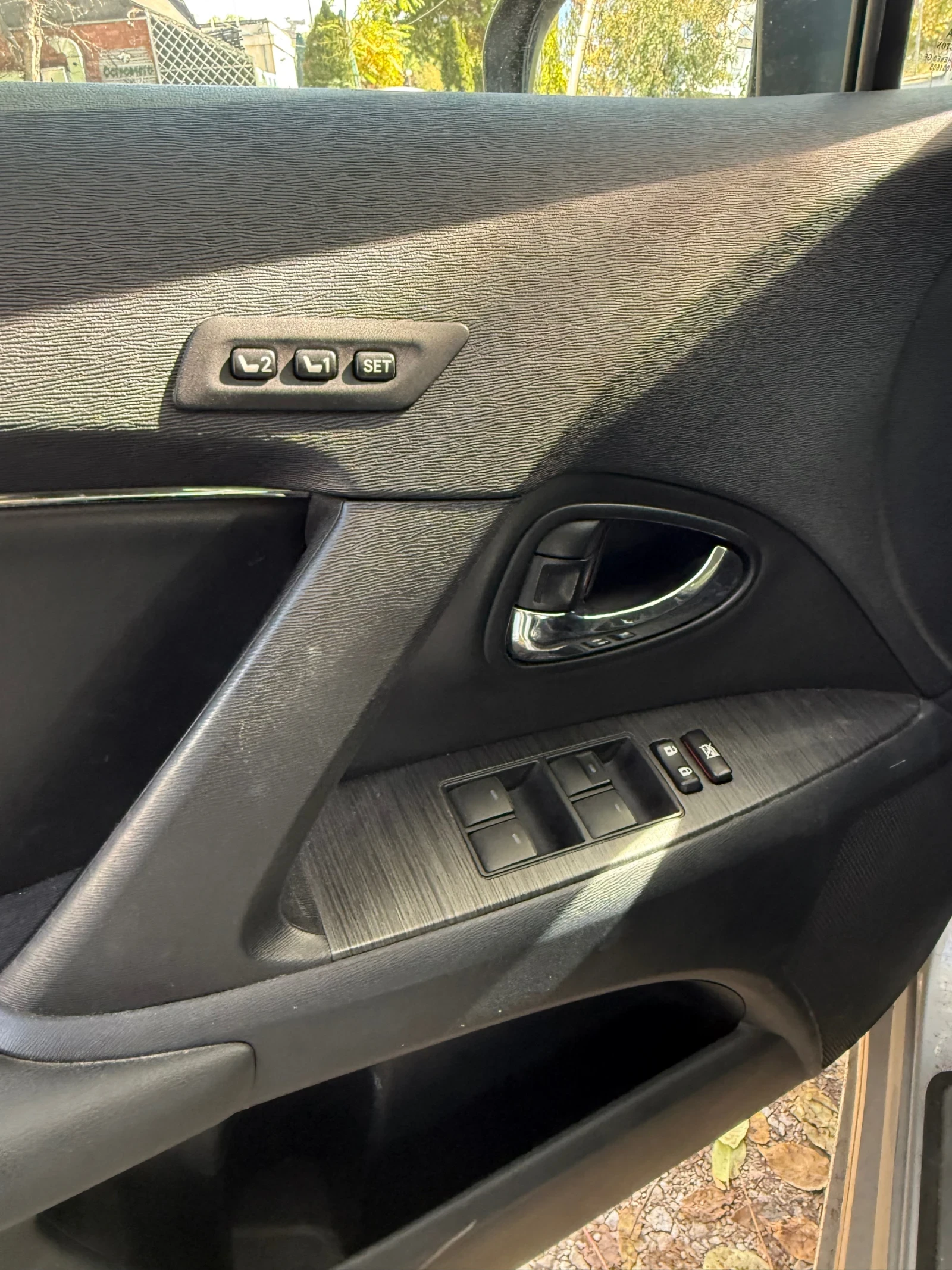Toyota Avensis 2.0 ������/��� | Mobile.bg � ����������� 7