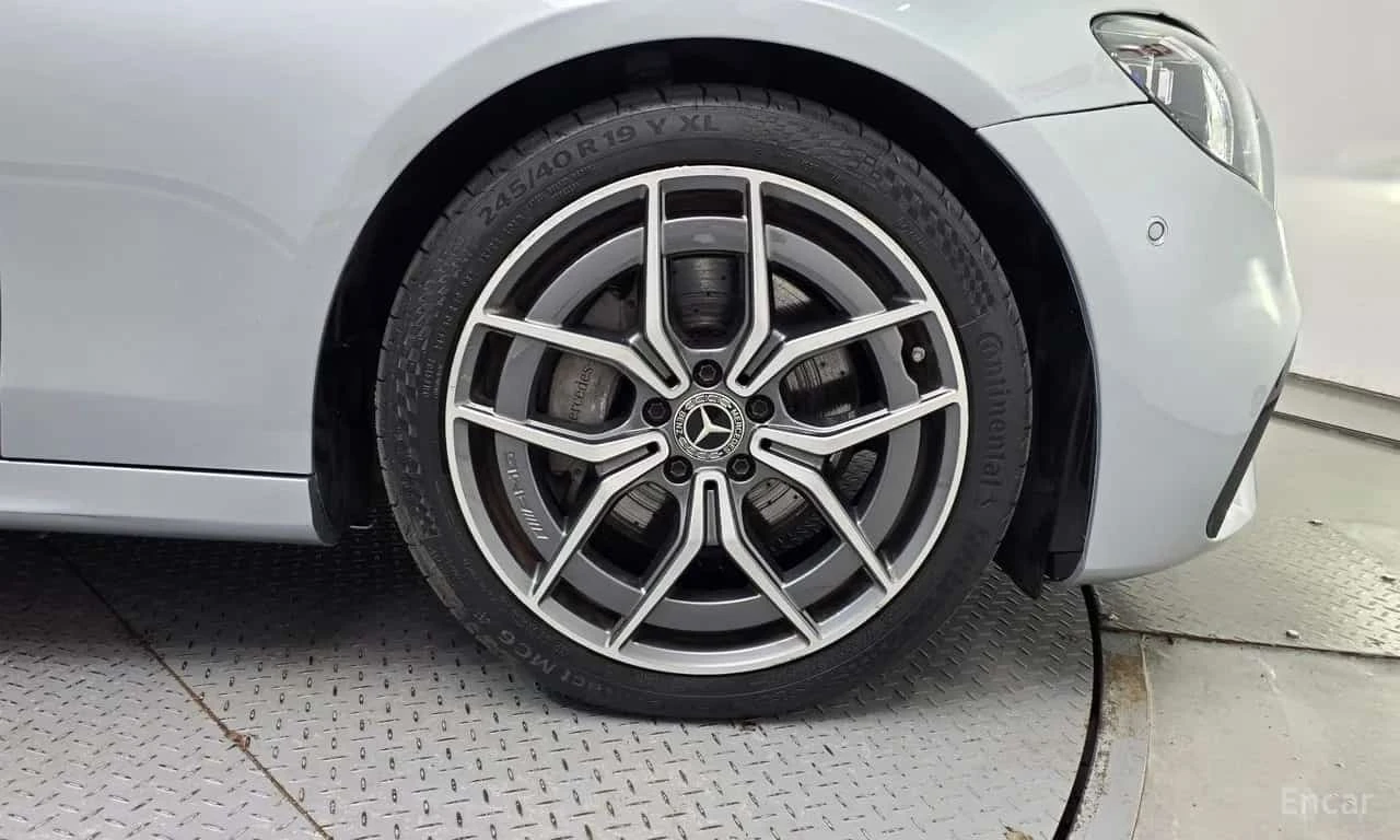 Mercedes-Benz E 220 * 4MATIC AMG Line * ���� �� �������� | Mobile.bg � ����������� 5
