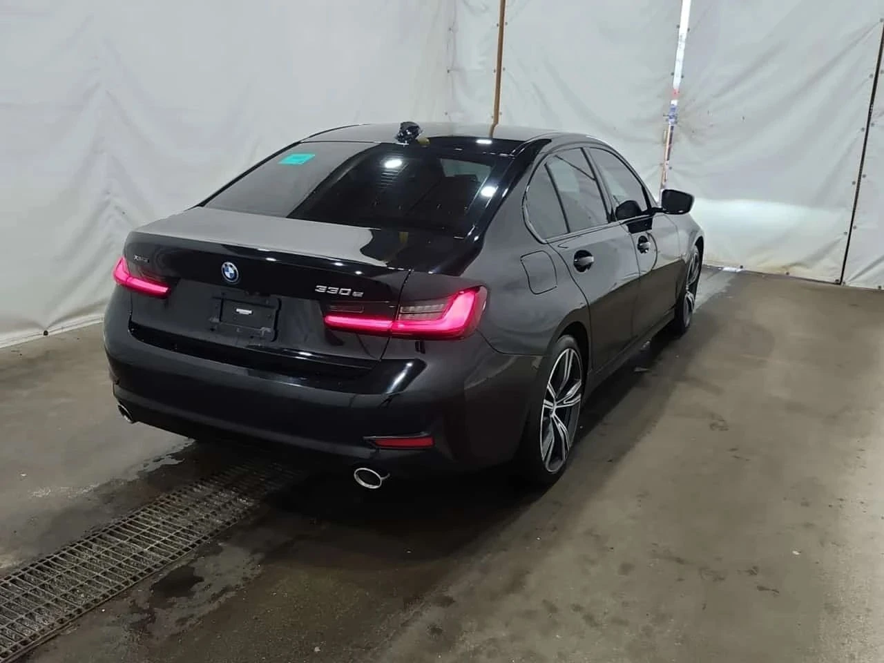 BMW 330, снимка 2 - Автомобили и джипове - 56706293