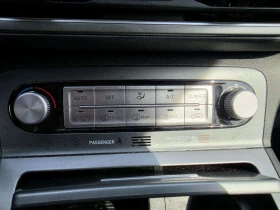 Hyundai Kona Preferred TA avec toit bicolore  CARFAX, снимка 13