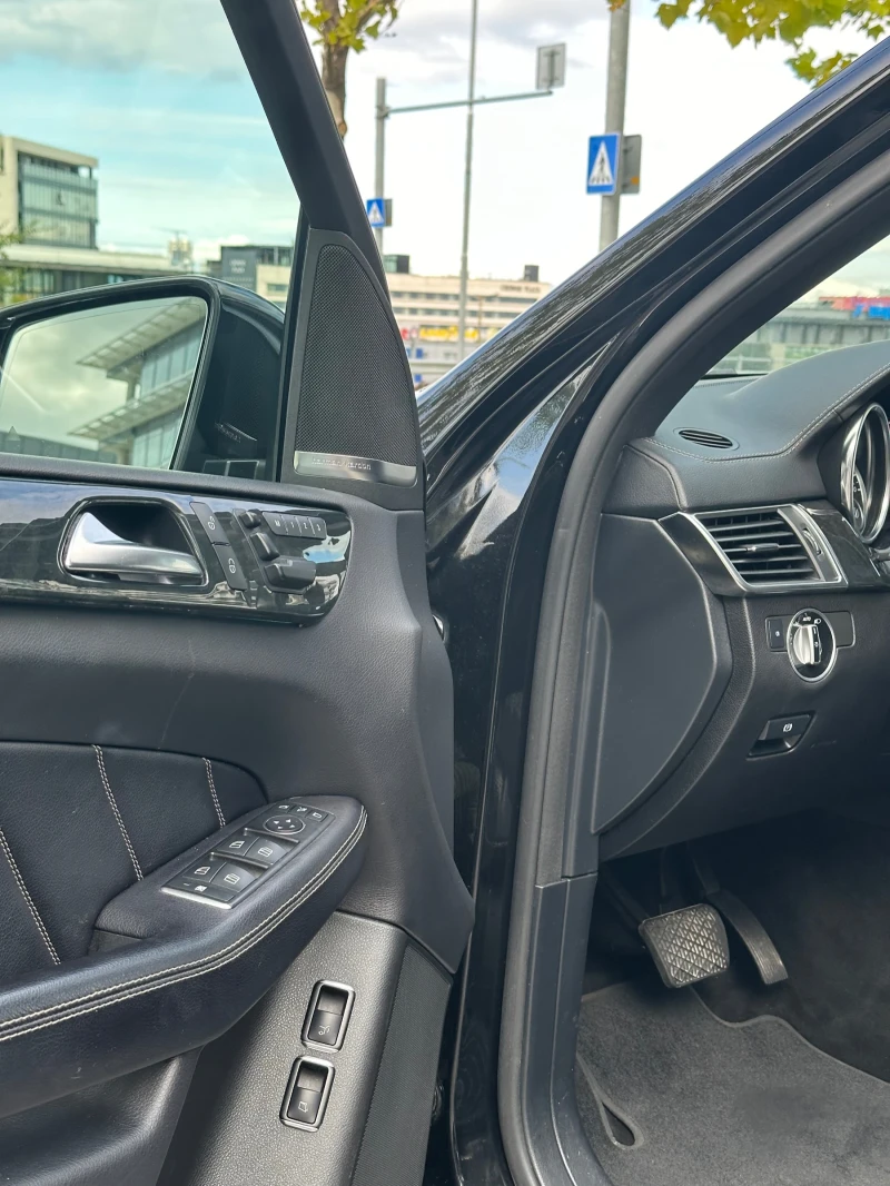 Mercedes-Benz GL 350, снимка 9 - Автомобили и джипове - 47306380