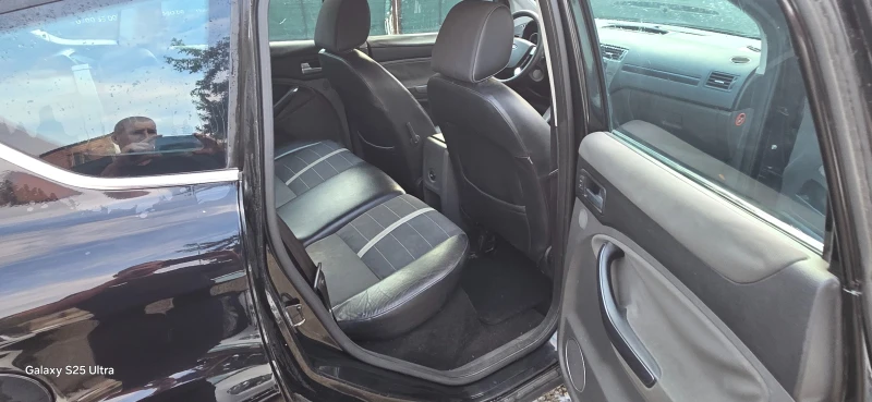 Ford Kuga 2.0d, снимка 7 - Автомобили и джипове - 51912667