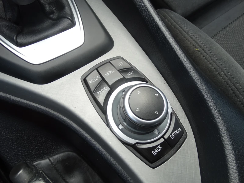 BMW X1 2d X-Drive M-PACK, снимка 15 - Автомобили и джипове - 52360263