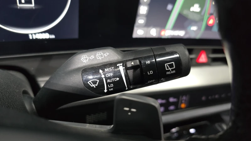 Kia Sportage 2.0 2WD NOBLESSE , снимка 16 - Автомобили и джипове - 52474309