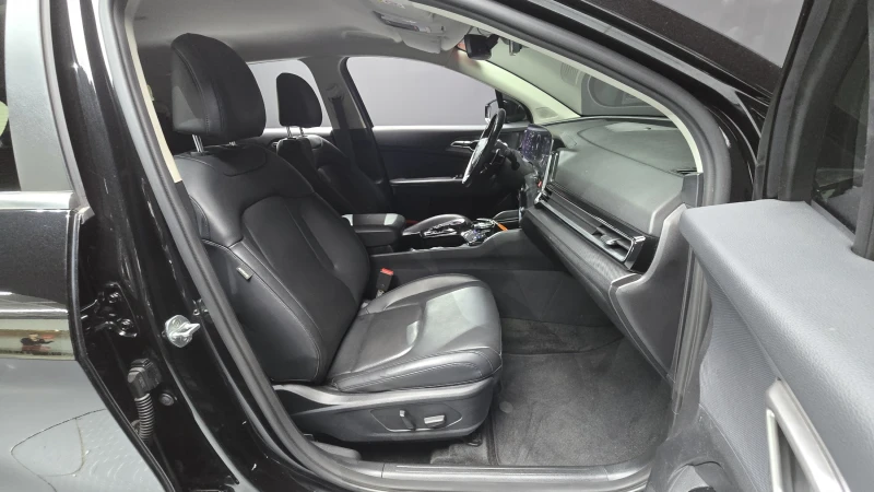 Kia Sportage 2.0 2WD NOBLESSE , снимка 9 - Автомобили и джипове - 52474309